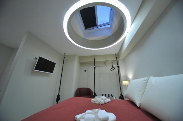 Gatto Bianco House image 13