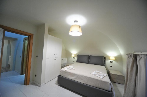 Gatto Bianco House image 14
