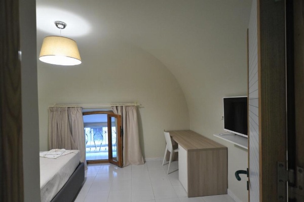 Gatto Bianco House image 26